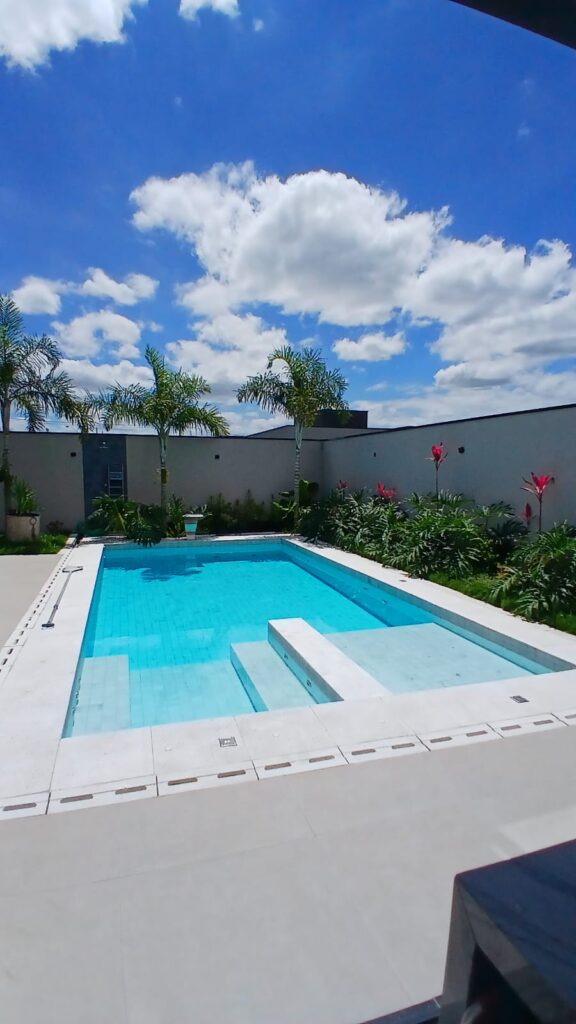 Casa à Venda  Estilo Resort no Ecopark Bourbon em Caçapava | Alto Padrão