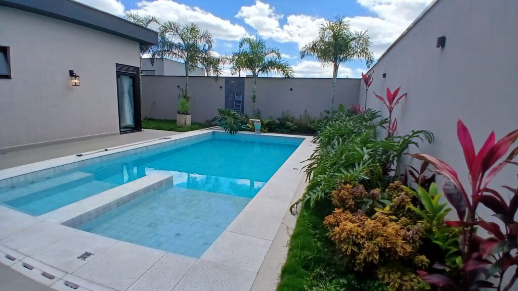 Casa à Venda  Estilo Resort no Ecopark Bourbon em Caçapava | Alto Padrão