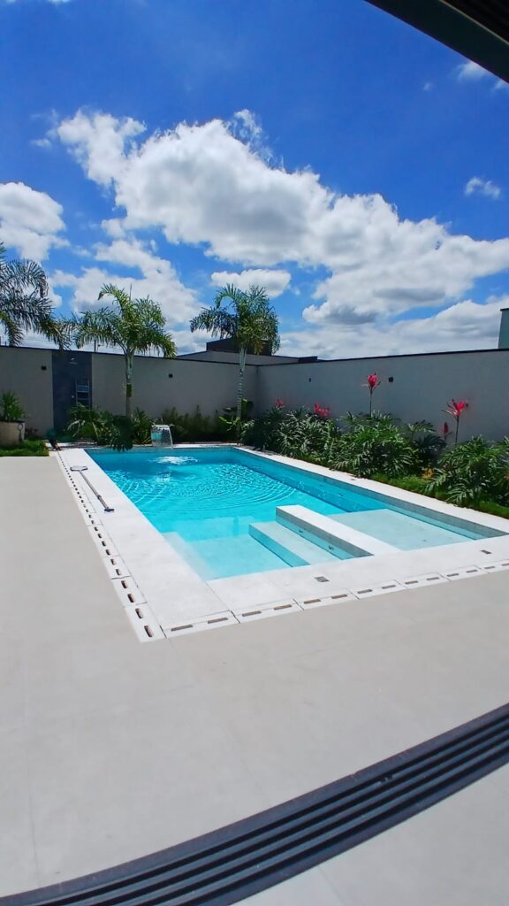 Casa à Venda  Estilo Resort no Ecopark Bourbon em Caçapava | Alto Padrão