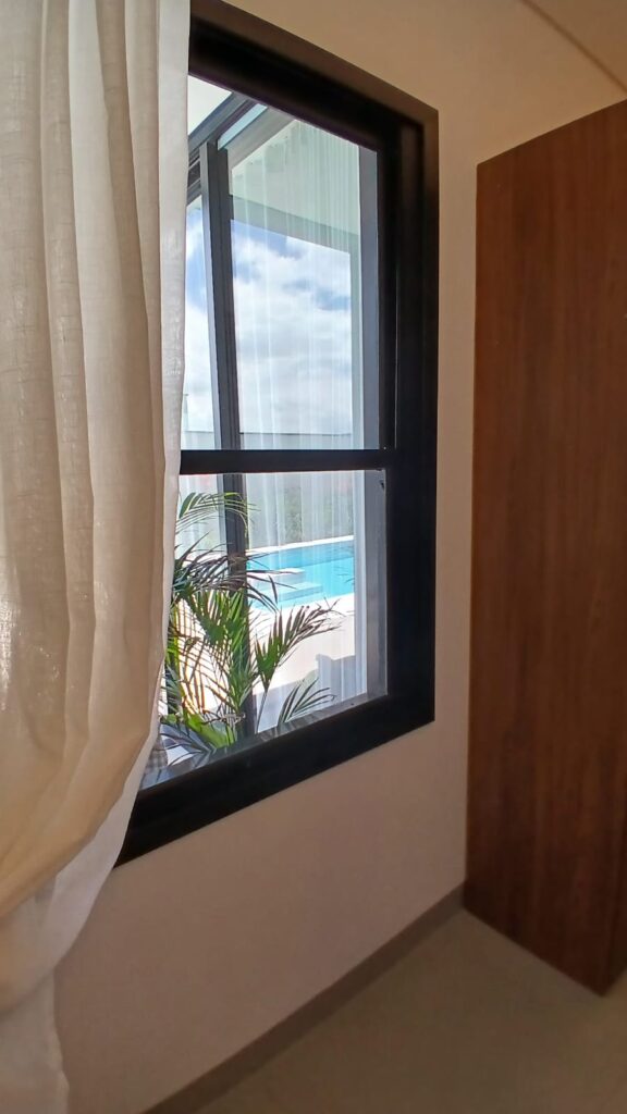 Casa à Venda  Estilo Resort no Ecopark Bourbon em Caçapava | Alto Padrão