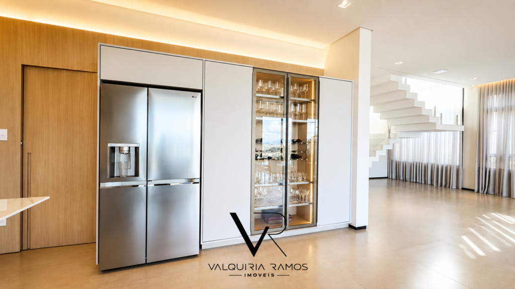 Casa de Alto Padrão à Venda no Alphaville 1 | 408 m², 5 Suítes