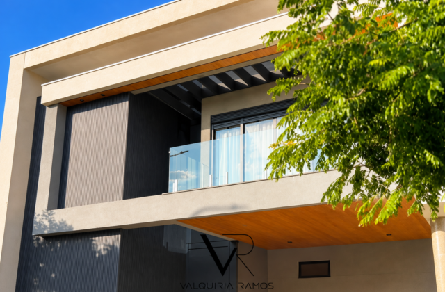 Casa de Alto Padrão à Venda no Alphaville 1 | 408 m², 5 Suítes